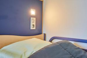 generation europe youth hostel