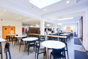 generation europe youth hostel