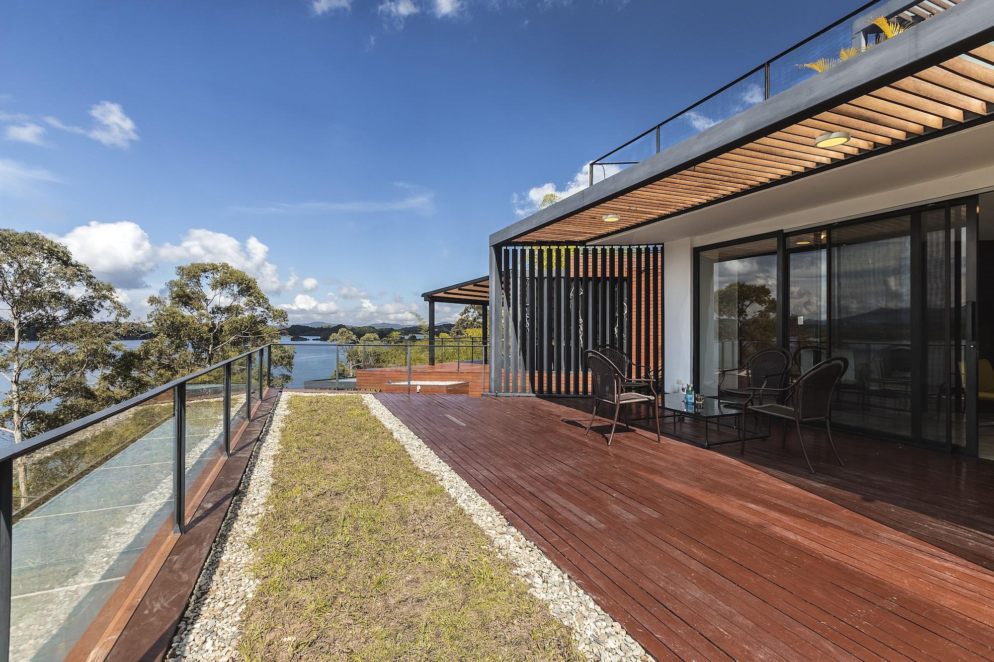 luxe cabanas
