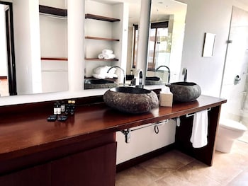 luxe cabanas