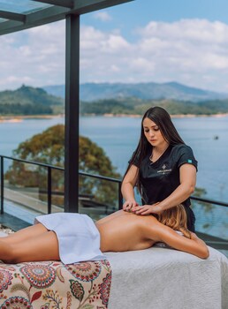 luxe cabanas