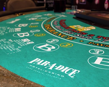 Par-A-Dice Inn,,3 star