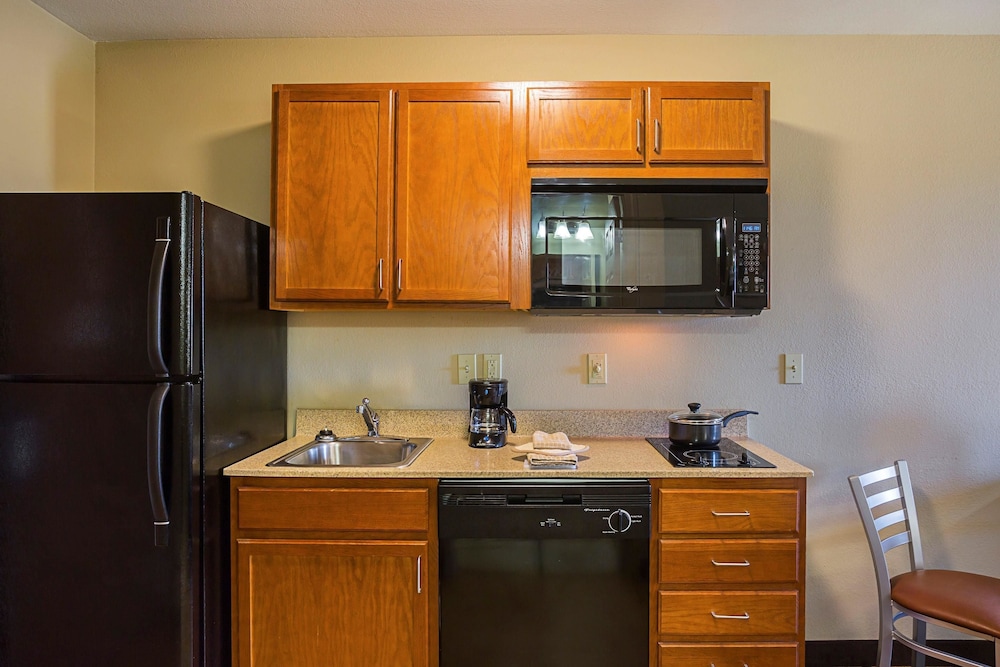 birch hill suites clarksville louisville north