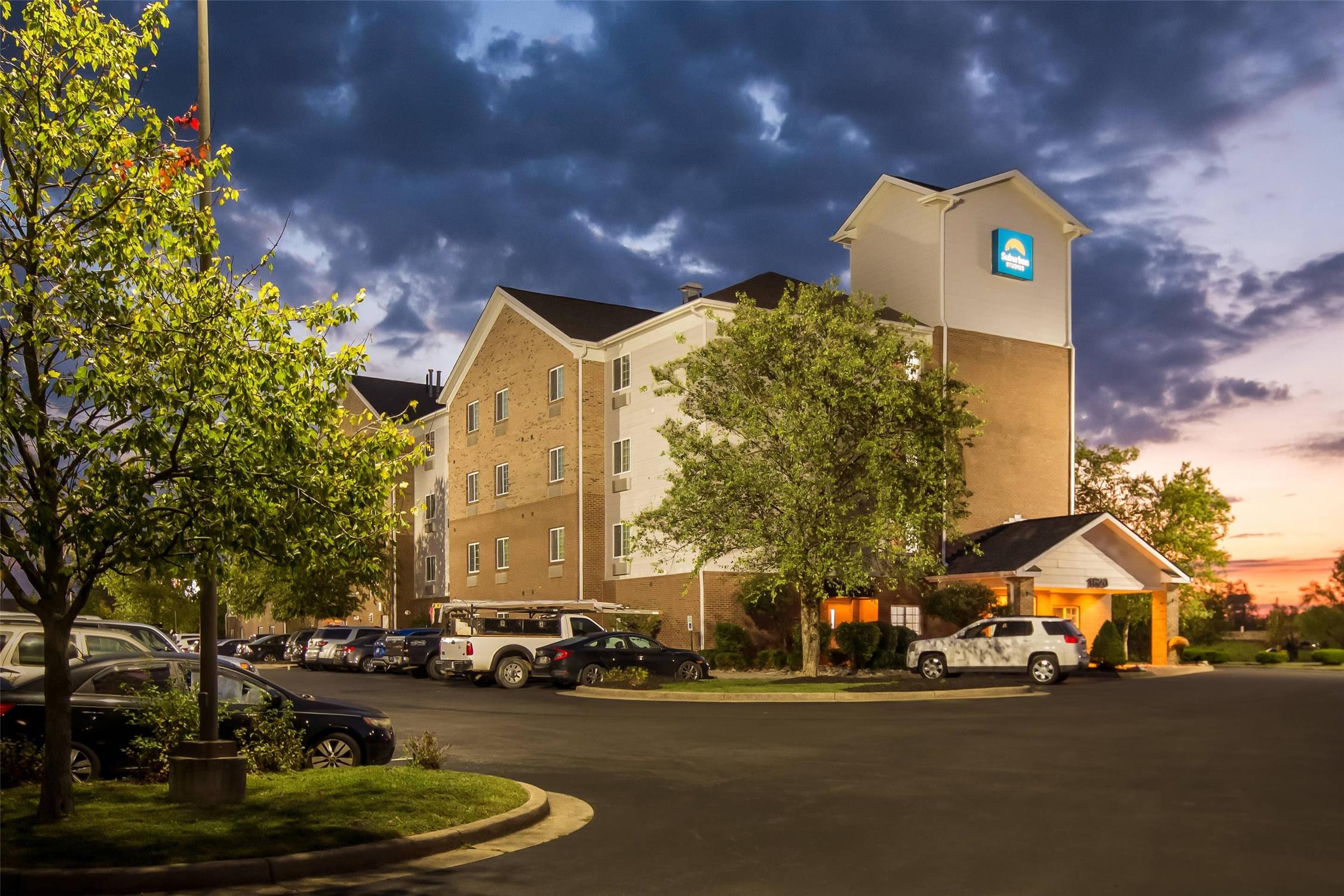 birch hill suites clarksville louisville north