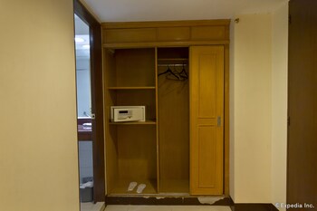 w express hotel