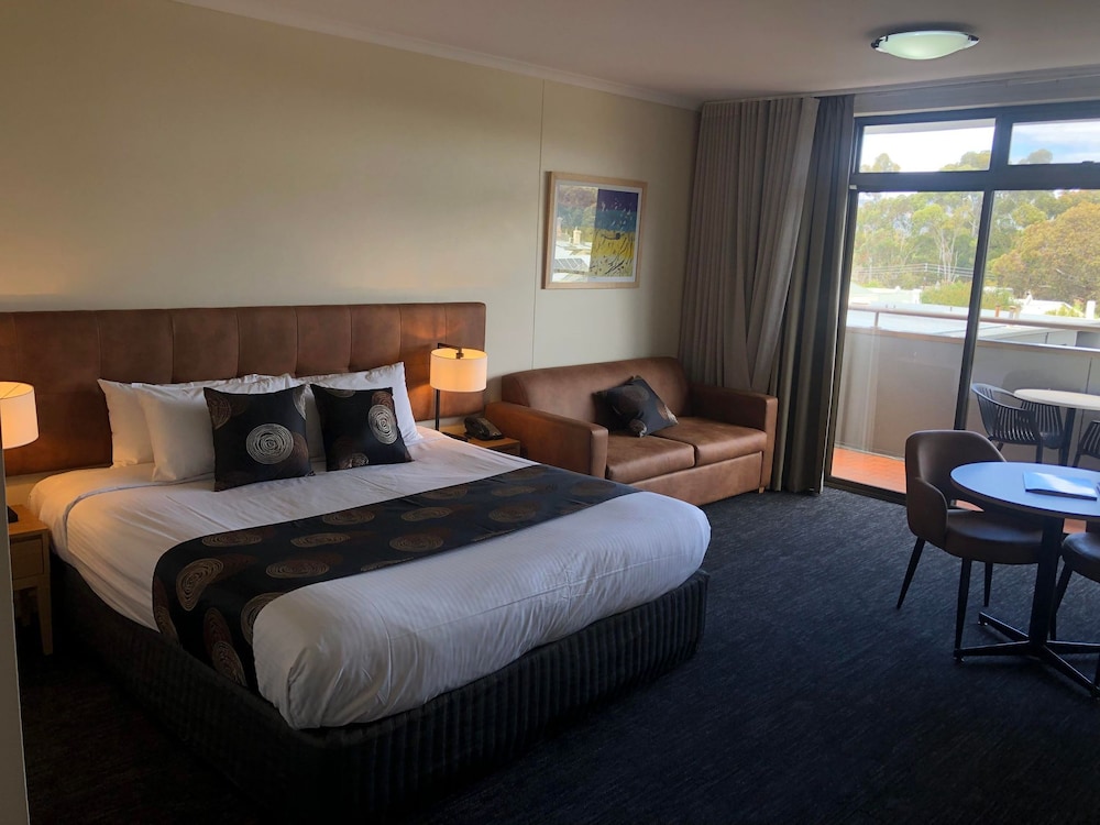 mantra meridien adelaide