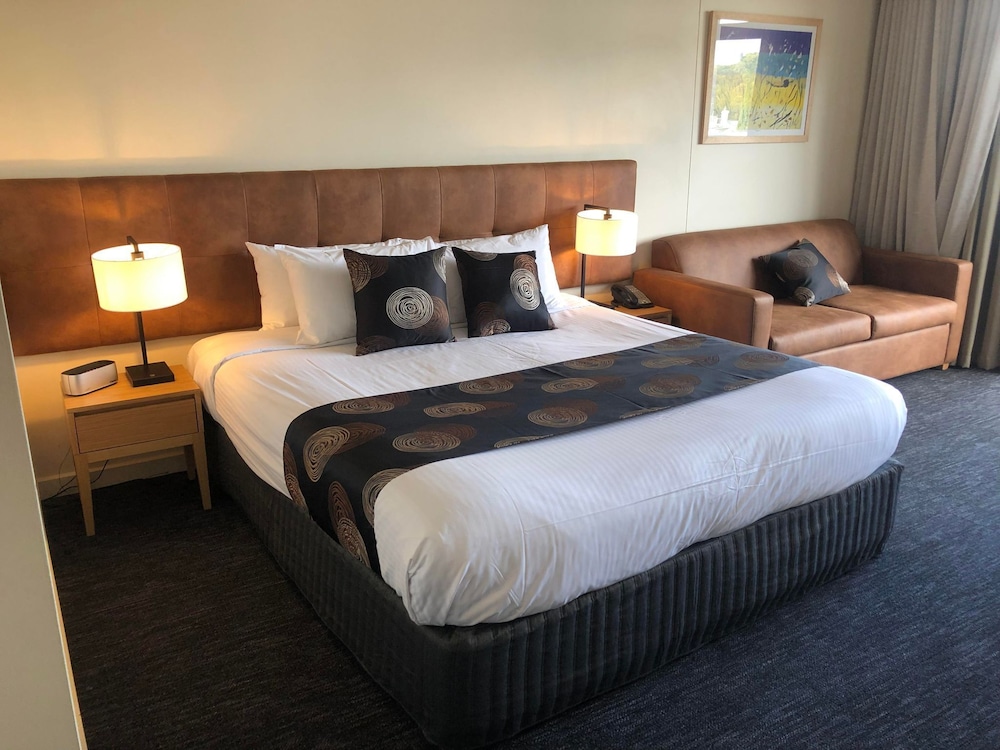 mantra meridien adelaide