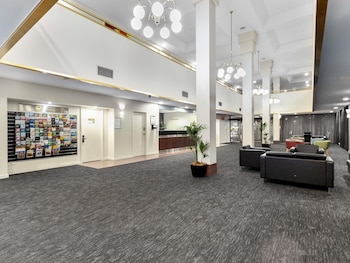 Mantra Meridien Adelaide,,3 star