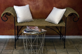 hotel le petit chateau