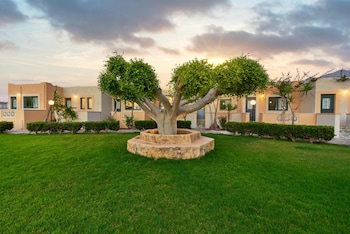 golden bay apartments garden haven