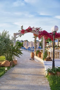 golden bay apartments garden haven