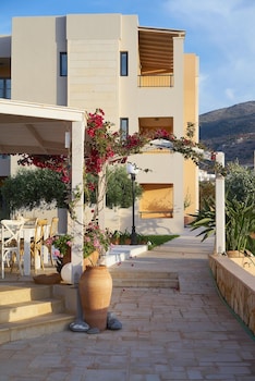 golden bay apartments garden haven