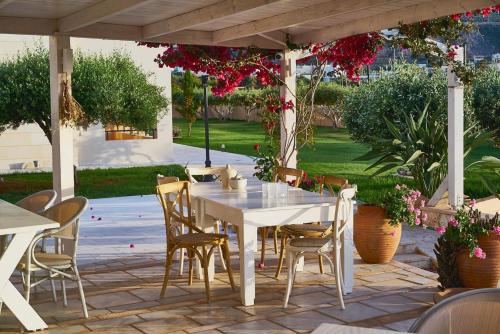 golden bay apartments garden haven