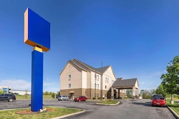 Spark By Hilton Grain Valley Kansas City,,3 star