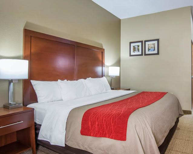 spark by hilton grain valley kansas city
