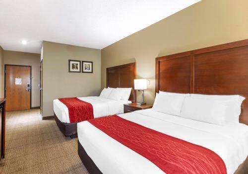 Spark By Hilton Grain Valley Kansas City,,3 star