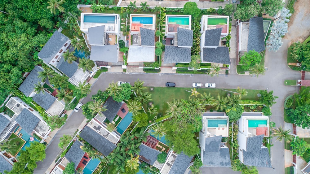 pran a luxe exclusive pool villa