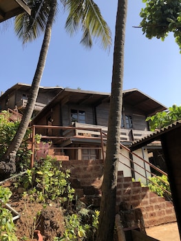 alcove resort