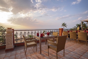 alcove resort