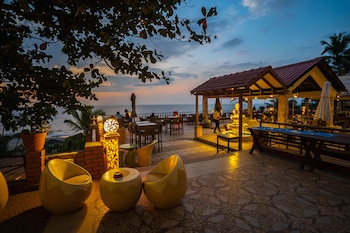 alcove resort