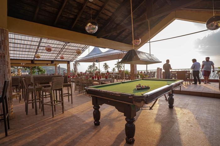 alcove resort