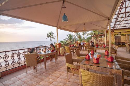 alcove resort
