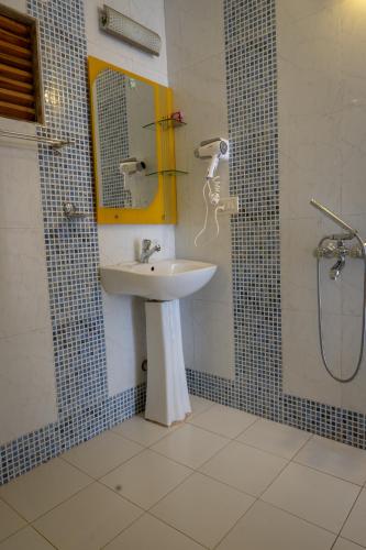 alcove resort