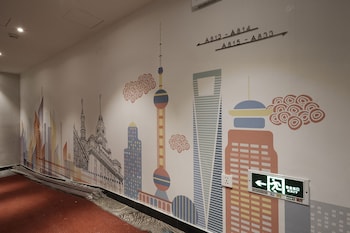 meego yes hotel shanghai railway station