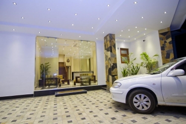 serene grand villa