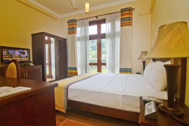 serene grand villa