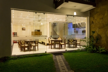 serene grand villa
