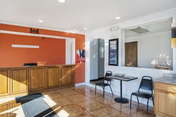 Travelodge By Wyndham Dodge City Ks,,2 star