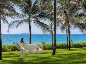 movenpick resort cam ranh