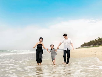 movenpick resort cam ranh
