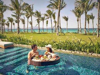 movenpick resort cam ranh