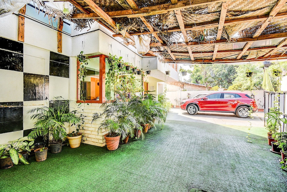 arotel rooms and suites