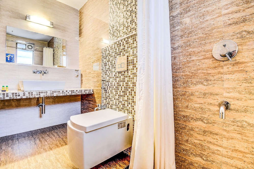 arotel rooms and suites