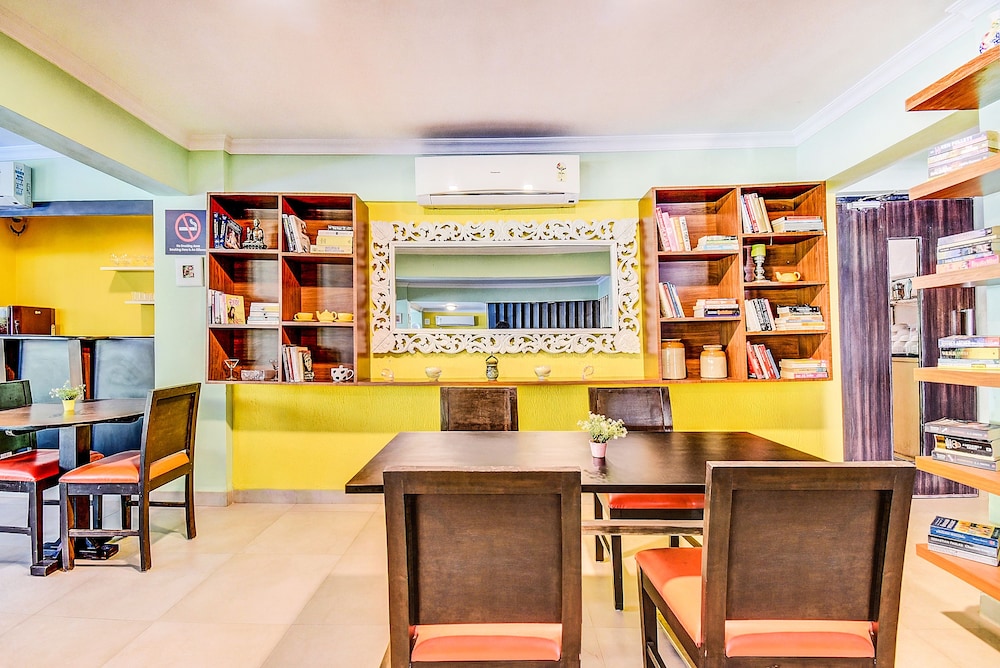 arotel rooms and suites