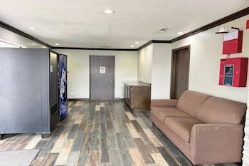 delux inn mesquite near i 30 dallas
