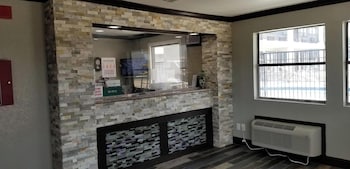 delux inn mesquite near i 30 dallas