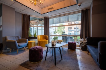 first hotel amalie