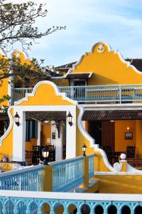bloom boutique waterfront fort kochi