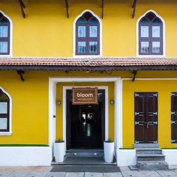 bloom boutique waterfront fort kochi