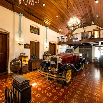 bloom boutique waterfront fort kochi