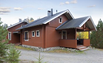 Holiday Club Ahtari Cottages,,4 star