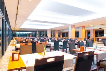 hotel mragowo resort and spa