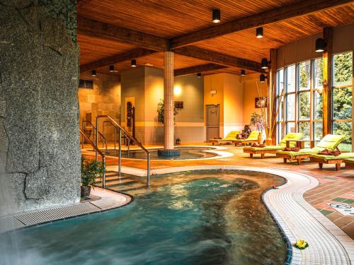 hotel mragowo resort and spa