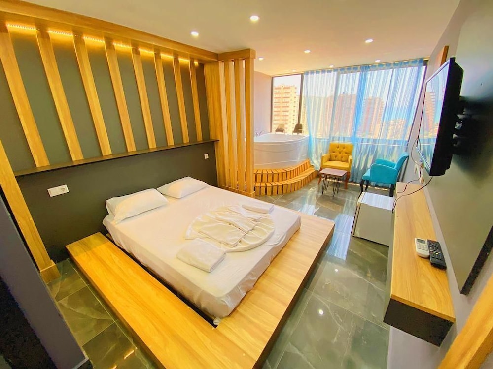 luna mare resort hotel