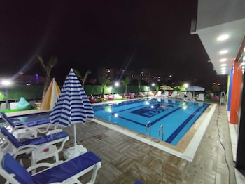 luna mare resort hotel