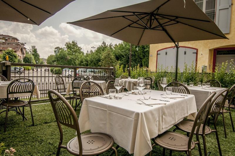 hotel villa maranello